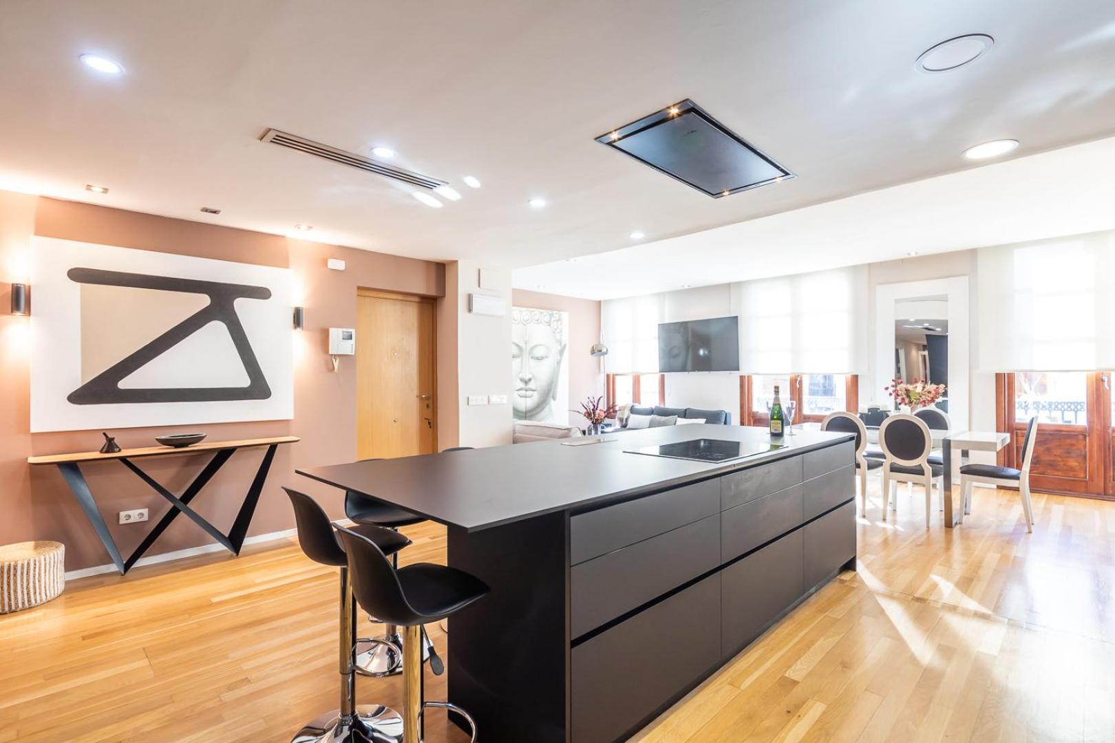 Central Market Lux Apartment Valencia Eksteriør billede